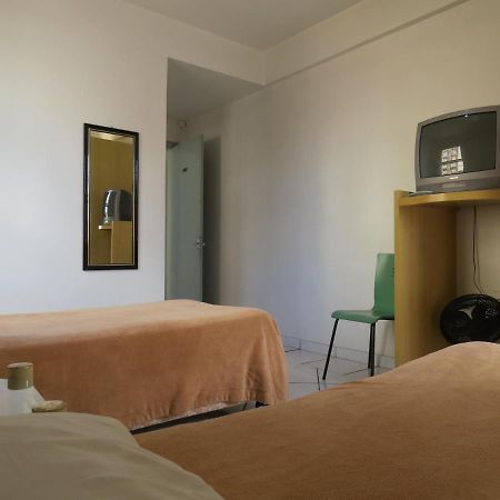 City Hotel กาเชียสโดซุล ภายนอก รูปภาพ