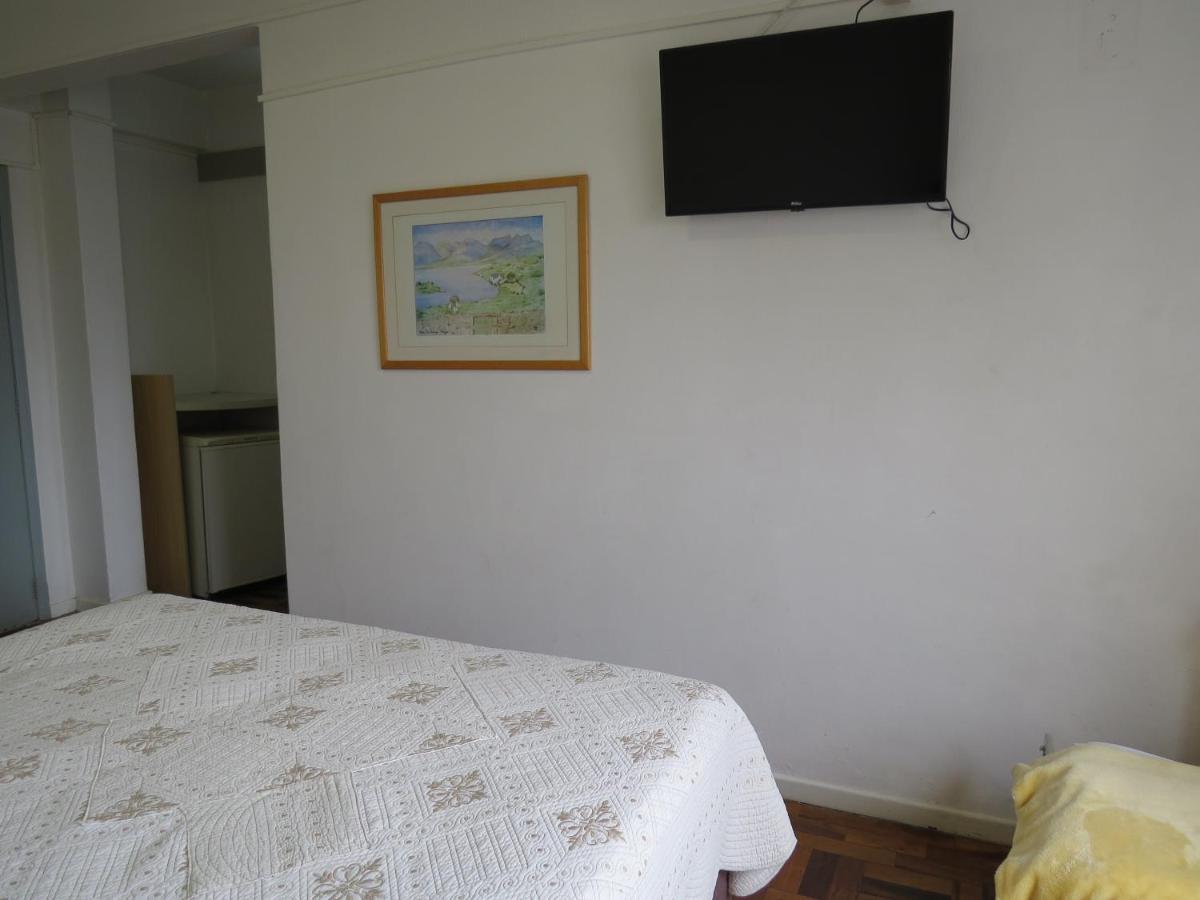City Hotel กาเชียสโดซุล ภายนอก รูปภาพ
