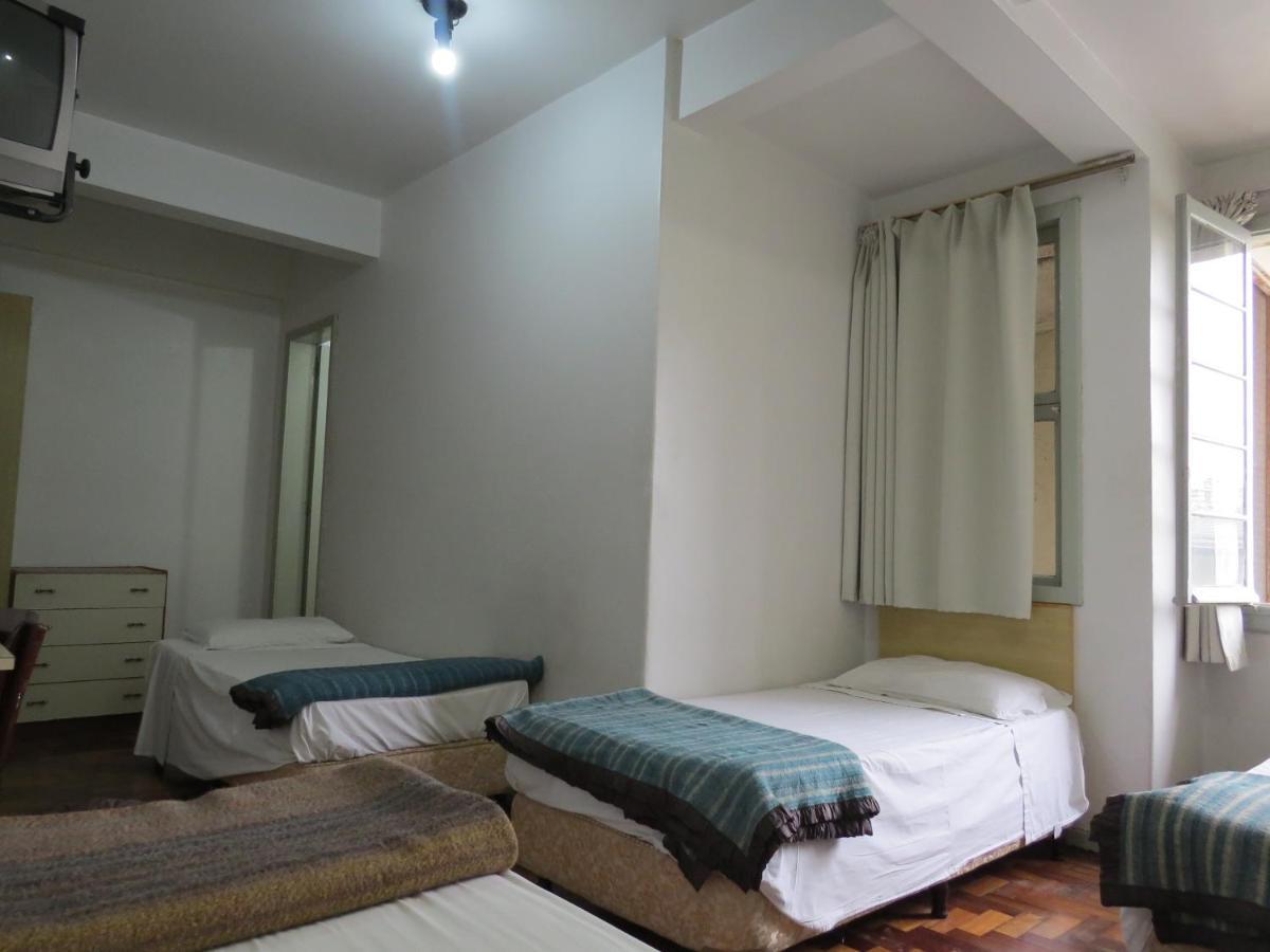 City Hotel กาเชียสโดซุล ภายนอก รูปภาพ